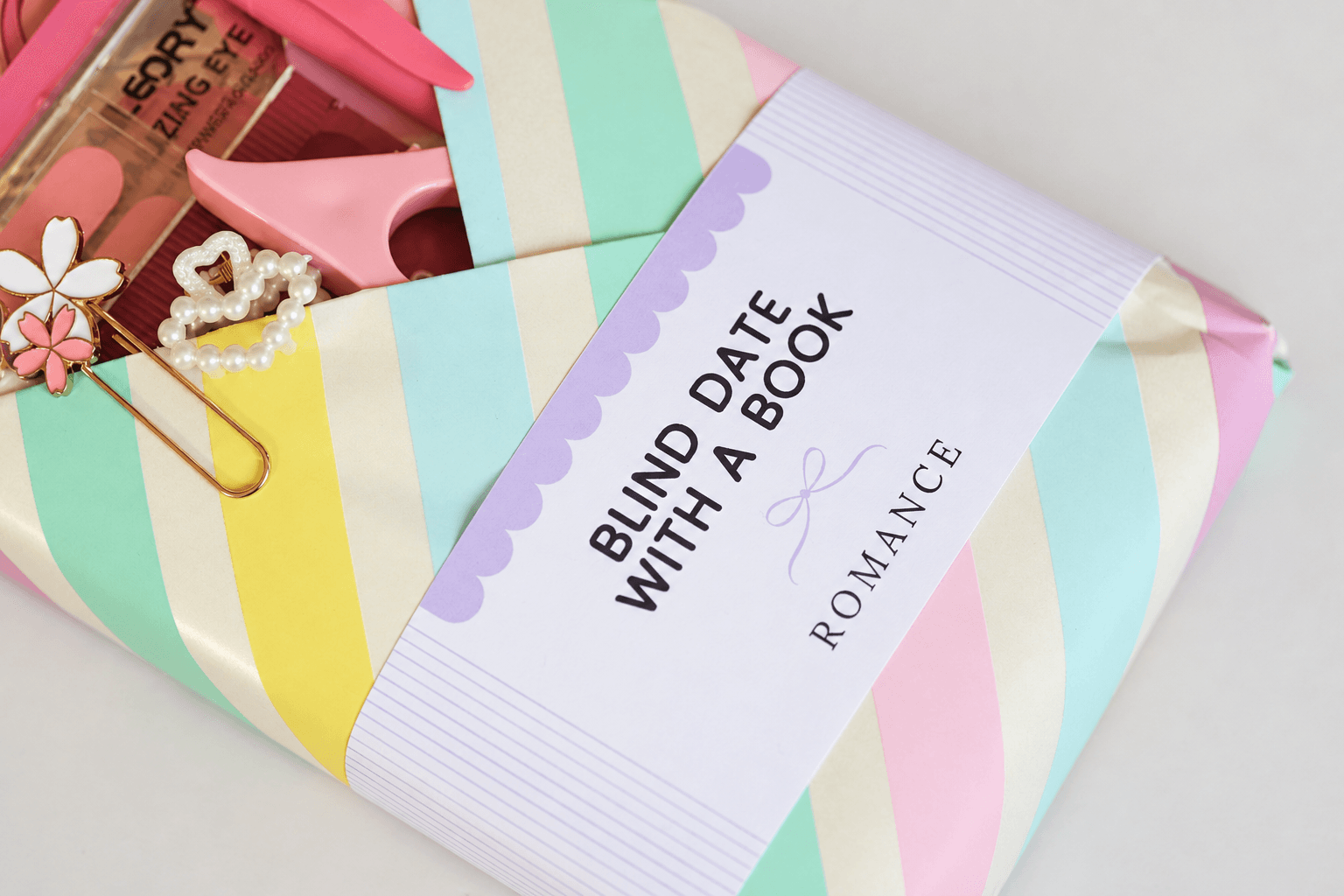 Wrapped Blind Date book detail